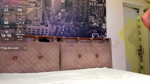 Andrea online show from December 2025 05:06:02 PM