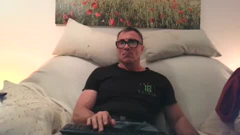 Snapshot of sexurbation chatting on May 2026 09:12:01 PM Sexurbation online show from May 2026 09:12:01 PM