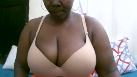sexxi_ebony online show from September 2025 01:16:02 PM