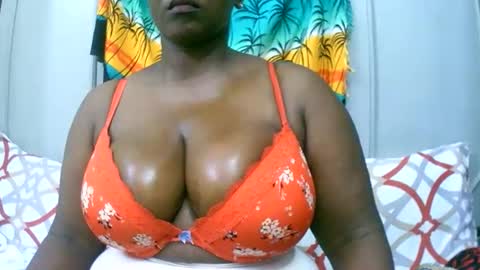 sexxi_ebony online show from December 2025 05:09:02 PM