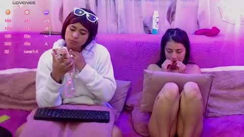 Snapshot of sexxxhorny_ chatting on March 2025 06:18:02 AM sexxxhorny_ online show from March 2025 06:18:02 AM