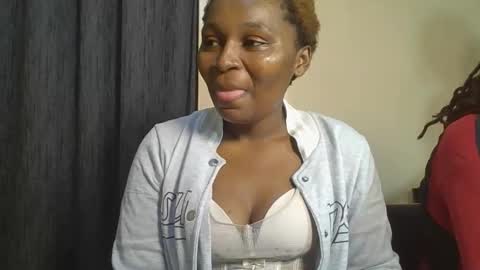 sexxy_amira online show from December 2025 02:11:01 PM