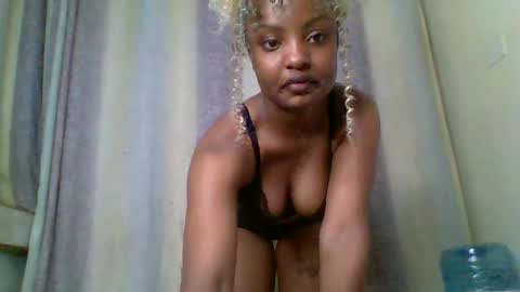 Snapshot of sexxy_daisyy chatting on September 2025 11:52:01 PM sexxy_daisyy online show from September 2025 11:52:01 PM