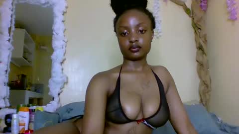 Snapshot of sexxy_daisyy chatting on November 2025 04:56:01 AM sexxy_daisyy online show from November 2025 04:56:01 AM