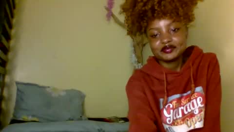 Snapshot of sexxy_daisyy chatting on February 2026 05:00:02 AM sexxy_daisyy online show from February 2026 05:00:02 AM