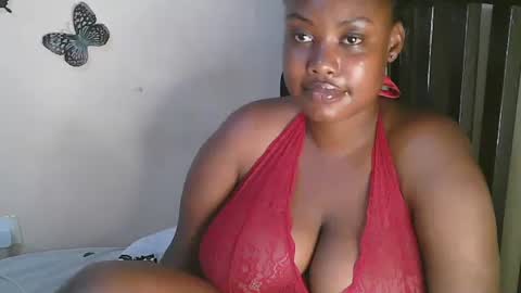 Snapshot of sexxy_mish chatting on September 2025 02:28:02 PM sexxy_mish online show from September 2025 02:28:02 PM