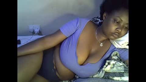 Snapshot of sexxy_mish chatting on October 2025 11:59:01 PM sexxy_mish online show from October 2025 11:59:01 PM