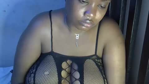 Snapshot of sexxy_mish chatting on October 2025 03:32:02 AM sexxy_mish online show from October 2025 03:32:02 AM