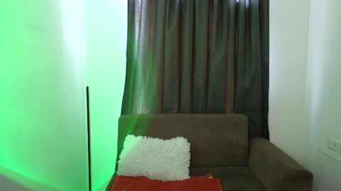  Angie   online show from May 2026 04:13:01 PM