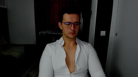 Sexxymuscles4U online show from October 2025 08:48:01 AM