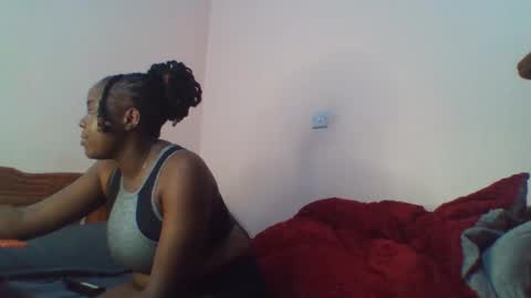 sexxypie7 online show from December 2025 06:34:01 PM