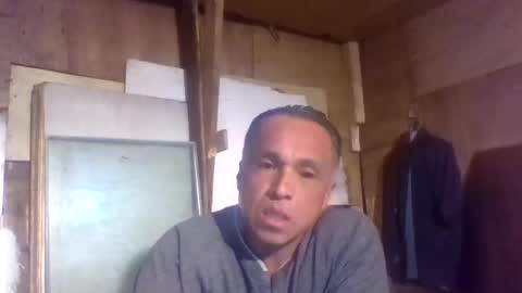 Snapshot of sexy15802 chatting on January 2025 08:35:02 AM sexy15802 online show from January 2025 08:35:02 AM