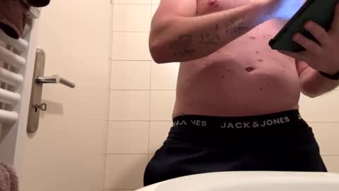 Snapshot of sexy30031986 chatting on December 2024 10:14:02 PM sexy30031986 online show from December 2024 10:14:02 PM