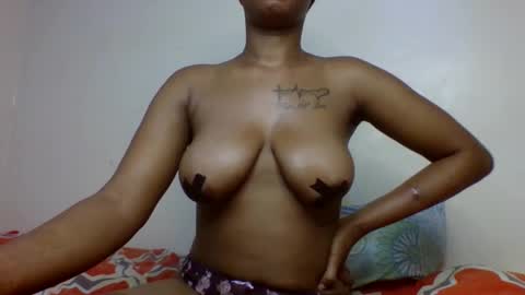 Snapshot of sexy4daddy50 chatting on October 2025 07:20:02 PM lynn online show from October 2025 07:20:02 PM