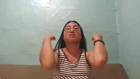 Snapshot of sexy_akira50 chatting on November 2025 05:25:01 PM Akira online show from November 2025 05:25:01 PM