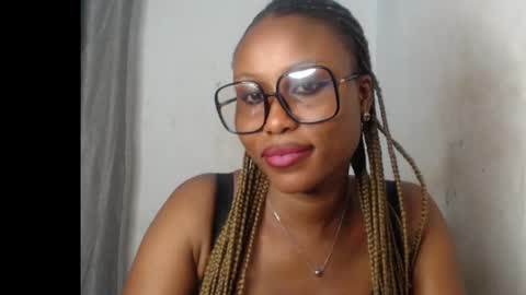 Snapshot of sexy_badgirl2 chatting on October 2025 06:02:01 PM Sexy blackgirl2 online show from October 2025 06:02:01 PM