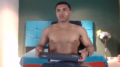 Snapshot of sexy_bigcock01 chatting on January 2025 12:07:01 PM sexy_bigcock01 online show from January 2025 12:07:01 PM