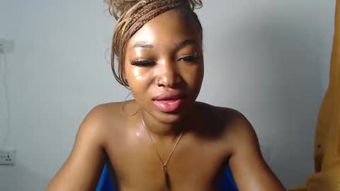 sexy_bluey247 online show from May 2026 03:36:02 AM