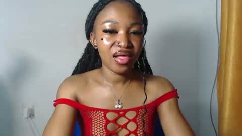 Snapshot of sexy_bluey247 chatting on June 2026 12:52:02 AM sexy_bluey247 online show from June 2026 12:52:02 AM
