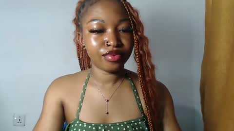Snapshot of sexy_bluey247 chatting on June 2026 04:18:02 AM sexy_bluey247 online show from June 2026 04:18:02 AM