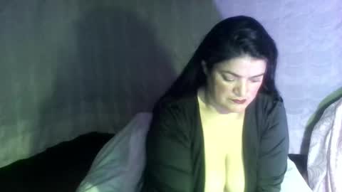 Camy Yamy online show from September 2025 01:18:01 AM