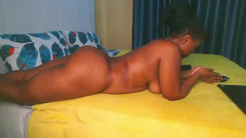 Snapshot of sexy_cici2 chatting on May 2026 04:42:02 AM foxxy sweets online show from May 2026 04:42:02 AM