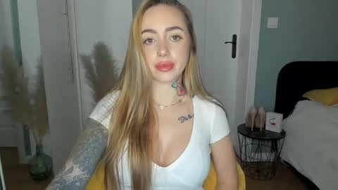 C o r a l i e online show from April 2026 07:30:01 AM