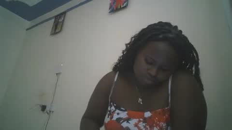 Snapshot of sexy_corn chatting on December 2025 12:32:02 PM Connie online show from December 2025 12:32:02 PM