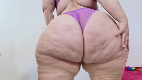 karla           instagram  online show from February 2025 06:53:01 PM