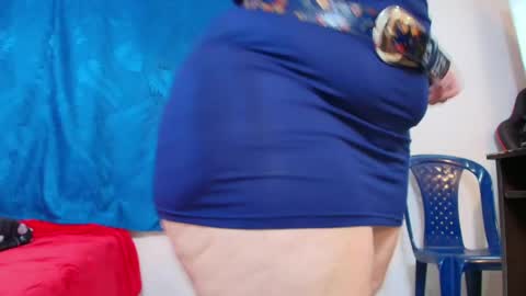 karla           instagram  online show from April 2026 04:57:02 PM