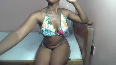 Snapshot of sexy_ellahh chatting on November 2025 03:23:01 AM Ellahh online show from November 2025 03:23:01 AM