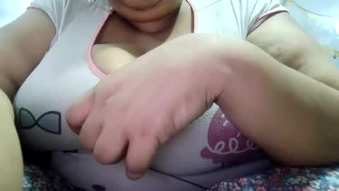 Snapshot of sexy_girl32 chatting on May 2026 04:41:02 AM sexy_girl32 online show from May 2026 04:41:02 AM