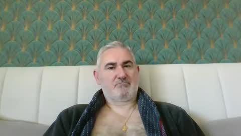 Antonio online show from April 2026 10:02:02 AM
