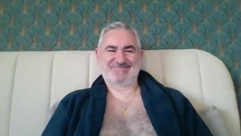 Antonio online show from April 2026 05:43:01 AM