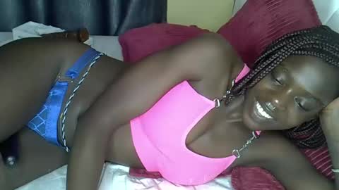 Snapshot of sexy_jennah chatting on January 2025 10:06:02 PM sexy_jennah online show from January 2025 10:06:02 PM