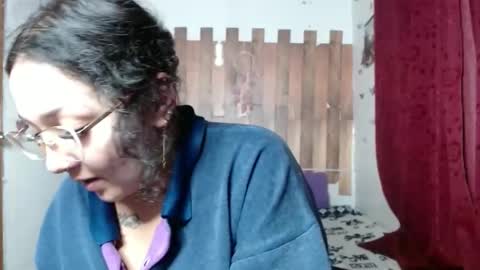 Snapshot of sexy_lolas chatting on January 2025 01:49:01 AM sexy lolas online show from January 2025 01:49:01 AM