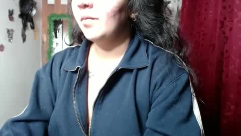 Snapshot of sexy_lolas chatting on January 2025 05:49:01 AM sexy lolas online show from January 2025 05:49:01 AM