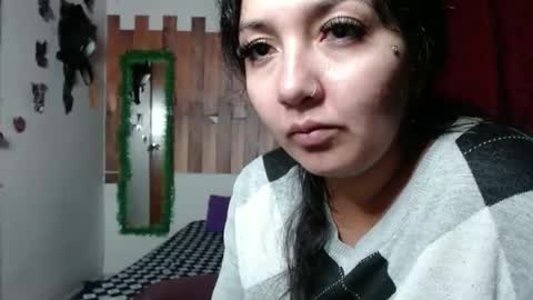 Snapshot of sexy_lolas chatting on February 2025 06:37:01 AM sexy lolas online show from February 2025 06:37:01 AM