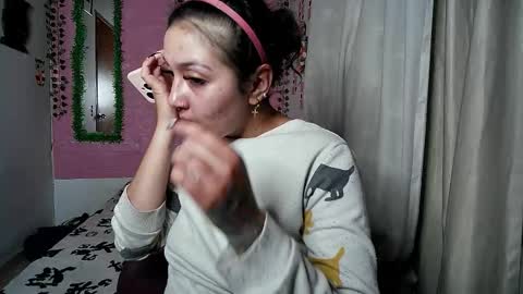 Snapshot of sexy_lolas chatting on November 2025 02:11:02 AM sexy lolas online show from November 2025 02:11:02 AM