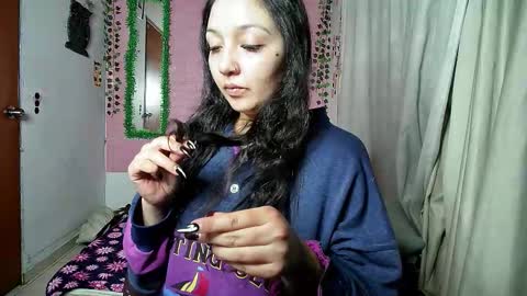 Snapshot of sexy_lolas chatting on November 2025 06:12:01 AM sexy lolas online show from November 2025 06:12:01 AM