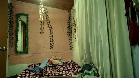 Snapshot of sexy_lolas chatting on November 2025 03:50:01 AM sexy lolas online show from November 2025 03:50:01 AM