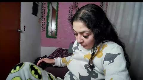 Snapshot of sexy_lolas chatting on December 2025 01:57:02 AM sexy lolas online show from December 2025 01:57:02 AM