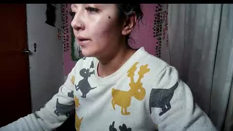 Snapshot of sexy_lolas chatting on December 2025 03:05:01 AM sexy lolas online show from December 2025 03:05:01 AM