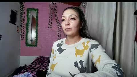 Snapshot of sexy_lolas chatting on December 2025 04:10:01 AM sexy lolas online show from December 2025 04:10:01 AM