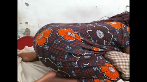 Snapshot of sexy_lunah chatting on November 2025 12:06:02 PM sexy_lunah online show from November 2025 12:06:02 PM