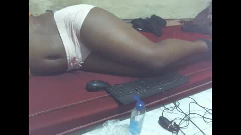 Snapshot of sexy_lunah chatting on December 2025 07:10:02 PM sexy_lunah online show from December 2025 07:10:02 PM