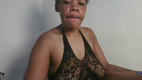 Snapshot of sexy_lyna chatting on December 2025 03:02:01 AM sexy_lyna online show from December 2025 03:02:01 AM