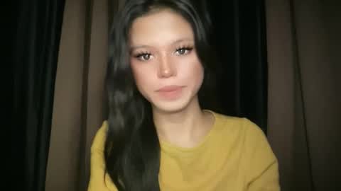 Nicole online show from April 2026 04:15:01 AM