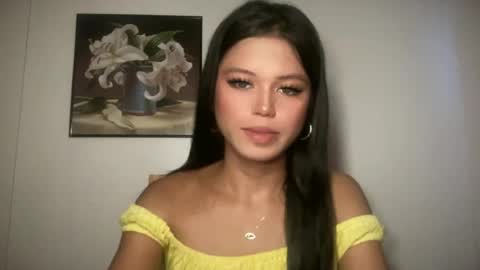 Snapshot of sexy_maevemorexxx chatting on June 2026 07:34:01 AM Nicole online show from June 2026 07:34:01 AM