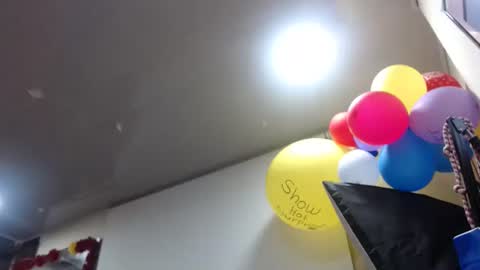 MARIPOSA online show from October 2025 12:01:02 PM